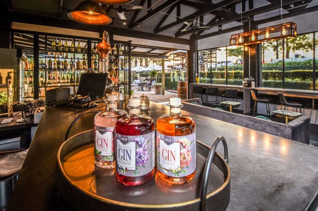 Gin tasting experience at a bar